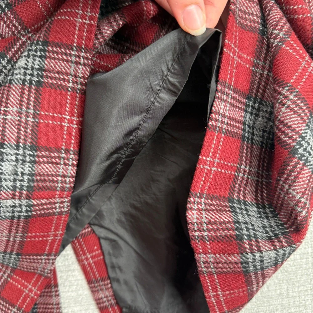 Hillard & Hanson Red Plaid Wool‎ Blend Pencil Skirt Vintage Made in USA Size 6